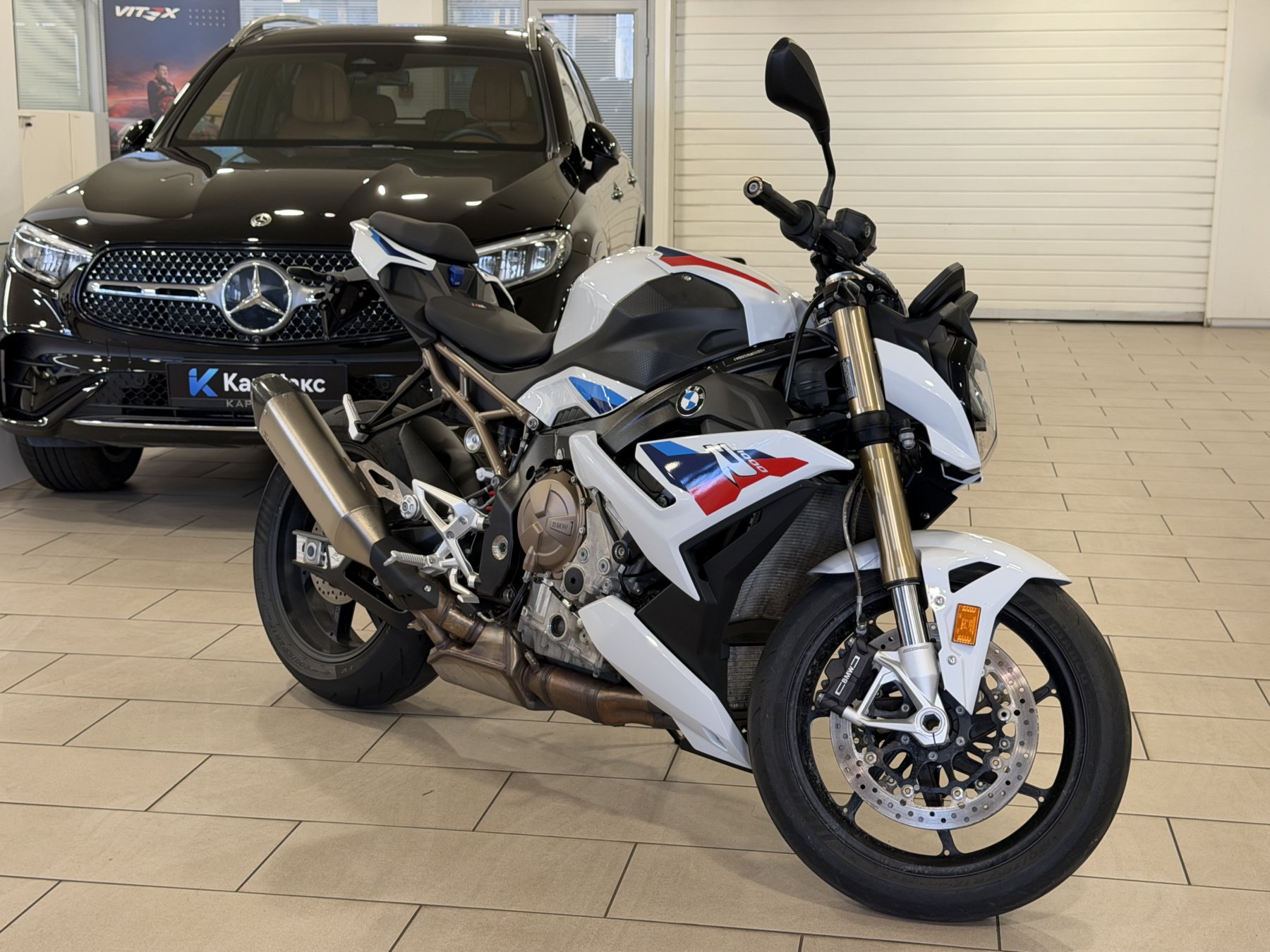BMW S1000R 1.0 / 165 л.с.