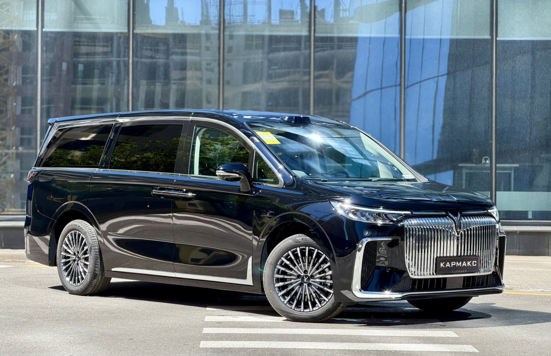 VOYAH Dream 1.5 PHEV 667 л.с.