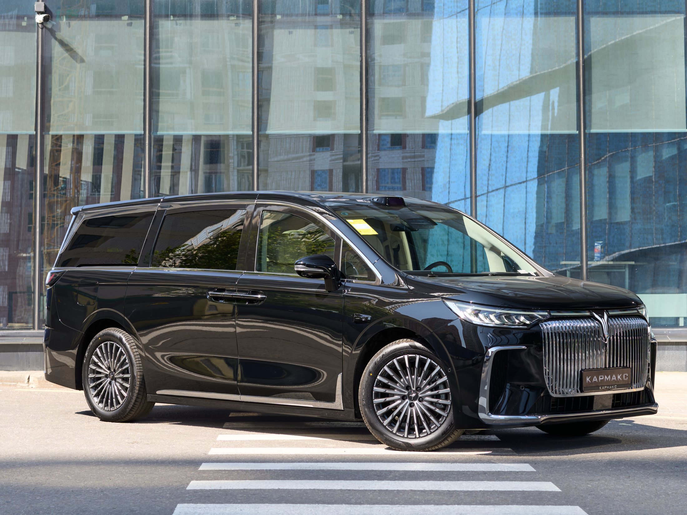 VOYAH Dream 1.5 PHEV 667 л.с.